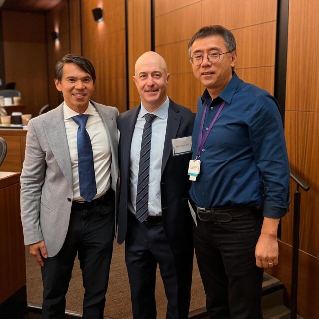 We were honored to attend the 3rd Annual Harlan Amstutz, M.D. Memorial Lectureship this past weekend hosted by the @uclaorthopaedics UCLA Department of Orthopaedic Surgery. Led by Course Chair Erik Zeegen, M.D. @ezeegen and featuring Honorary Guest Speaker Ed Su, M.D. @edwinsumd the event was an incredible success!